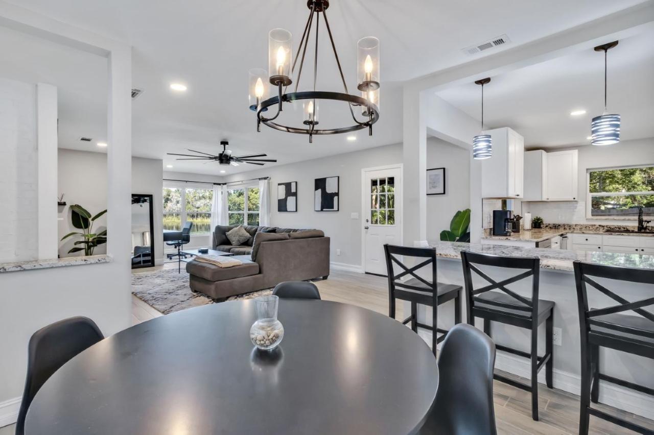 Modern Lake Front Casita Near Winter Park! Orlando Eksteriør billede